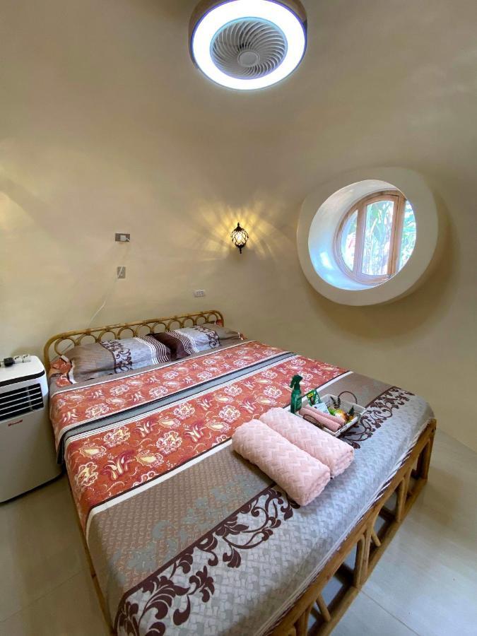 Adorable Dome House Villa Puerto Princesa Exterior photo